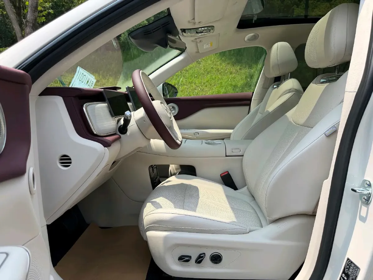 2025 Voyah ZhiYin BEV,autocango,china used car exporter,china ev exporter,chinese used car exporter,chinese used ev exporter