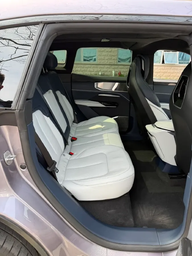 2023 HiPhi Y BEV 115KWH,autocango,china used car exporter,china ev exporter,chinese used car exporter,chinese used ev exporter