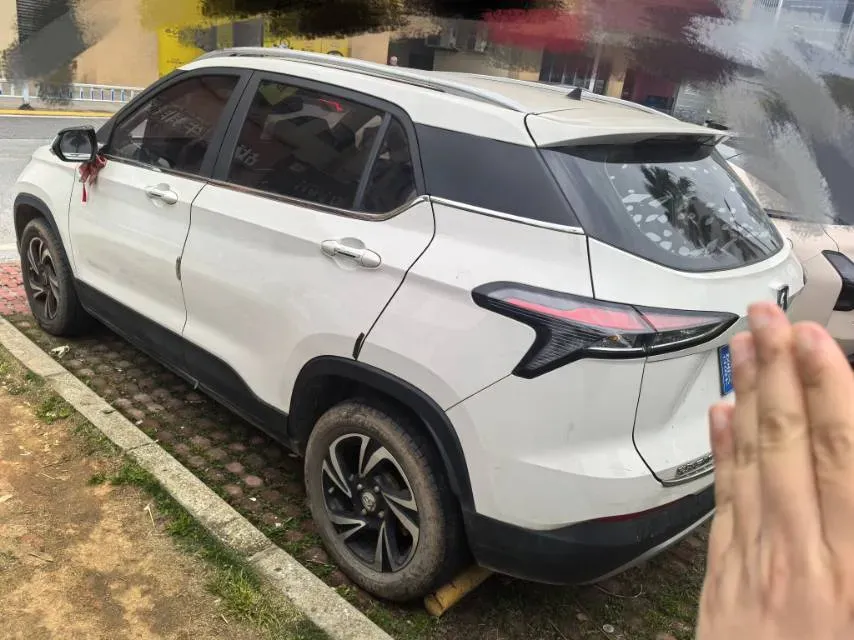 2019 WuLing HongGuang 1.5L 99HP L4 6MT,autocango,china used car exporter,china ev exporter,chinese used car exporter,chinese used ev exporter