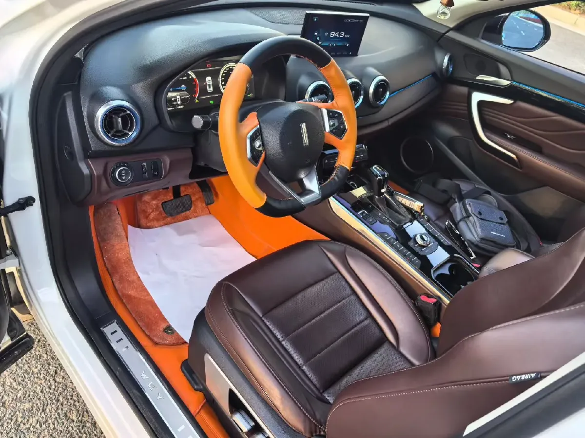 2017 WEY VV7 2.0T 234HP L4 7DCT,autocango,china used car exporter,china ev exporter,chinese used car exporter,chinese used ev exporter