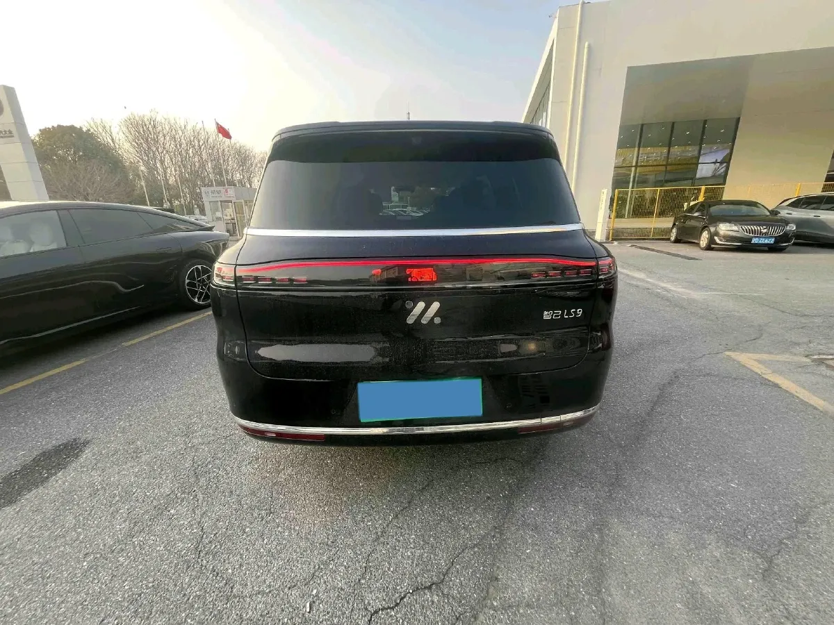 2026 IM LS9 REEV 155HP REEV,autocango,china used car exporter,china ev exporter,chinese used car exporter,chinese used ev exporter