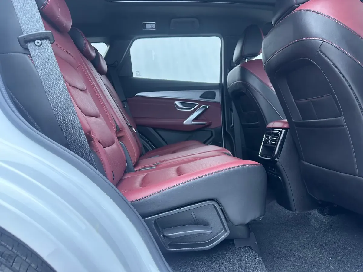 2023 Jetour X70 Plus 1.5T 156HP L4 6DCT,autocango,china used car exporter,china ev exporter,chinese used car exporter,chinese used ev exporter