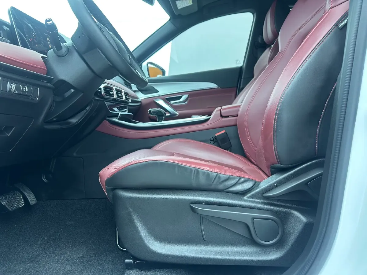 2023 Jetour X70 Plus 1.5T 156HP L4 6DCT,autocango,china used car exporter,china ev exporter,chinese used car exporter,chinese used ev exporter