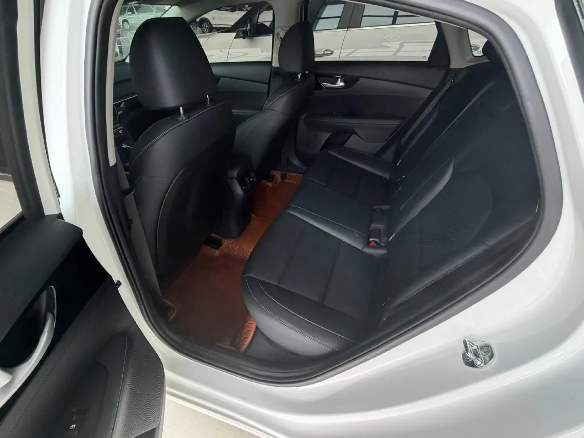 2021 Kia K3 1.5L 115HP L4 CVT,autocango,china used car exporter,china ev exporter,chinese used car exporter,chinese used ev exporter