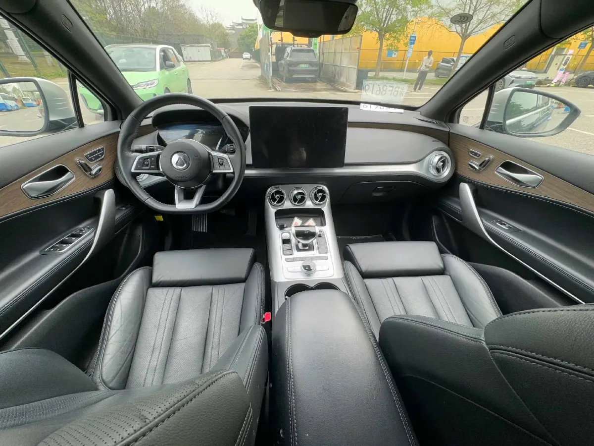 2020 Denza X 2.0T 192HP L4 6DCT PHEV 24KWH,autocango,china used car exporter,china ev exporter,chinese used car exporter,chinese used ev exporter