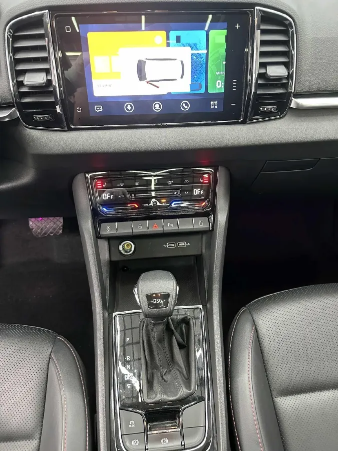 2022 Skoda Karoq 1.4T 150HP L4 7DCT,autocango,china used car exporter,china ev exporter,chinese used car exporter,chinese used ev exporter