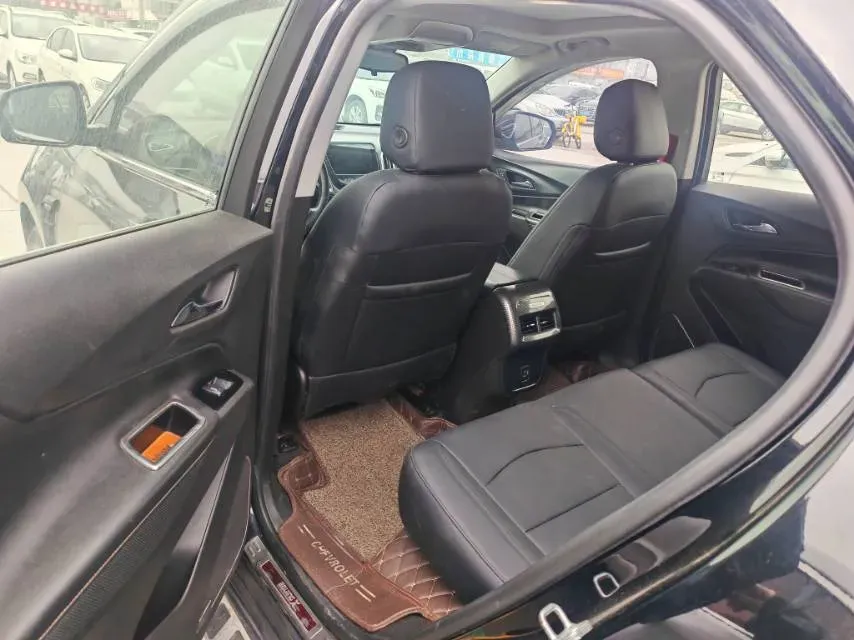 2018 Chevrolet Equinox 1.5T 180HP L4 6AT,autocango,china used car exporter,china ev exporter,chinese used car exporter,chinese used ev exporter