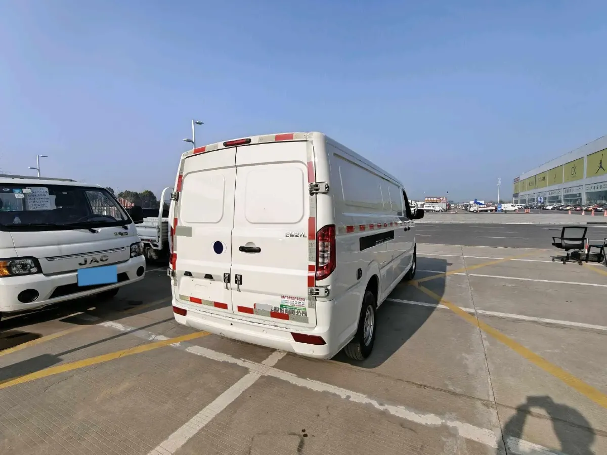 2024 Dongfeng YuFengEM27 BEV 41.472KWH,autocango,china used car exporter,china ev exporter,chinese used car exporter,chinese used ev exporter