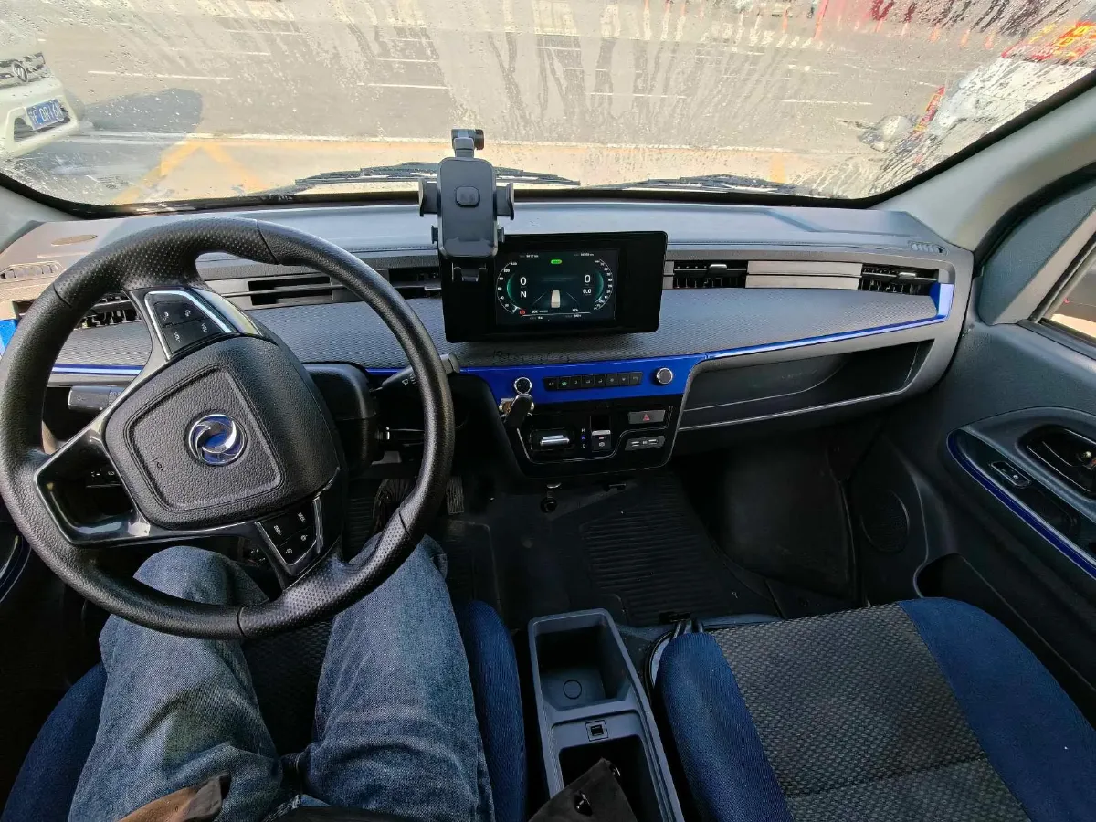 2024 Dongfeng YuFengEM27 BEV 41.472KWH,autocango,china used car exporter,china ev exporter,chinese used car exporter,chinese used ev exporter