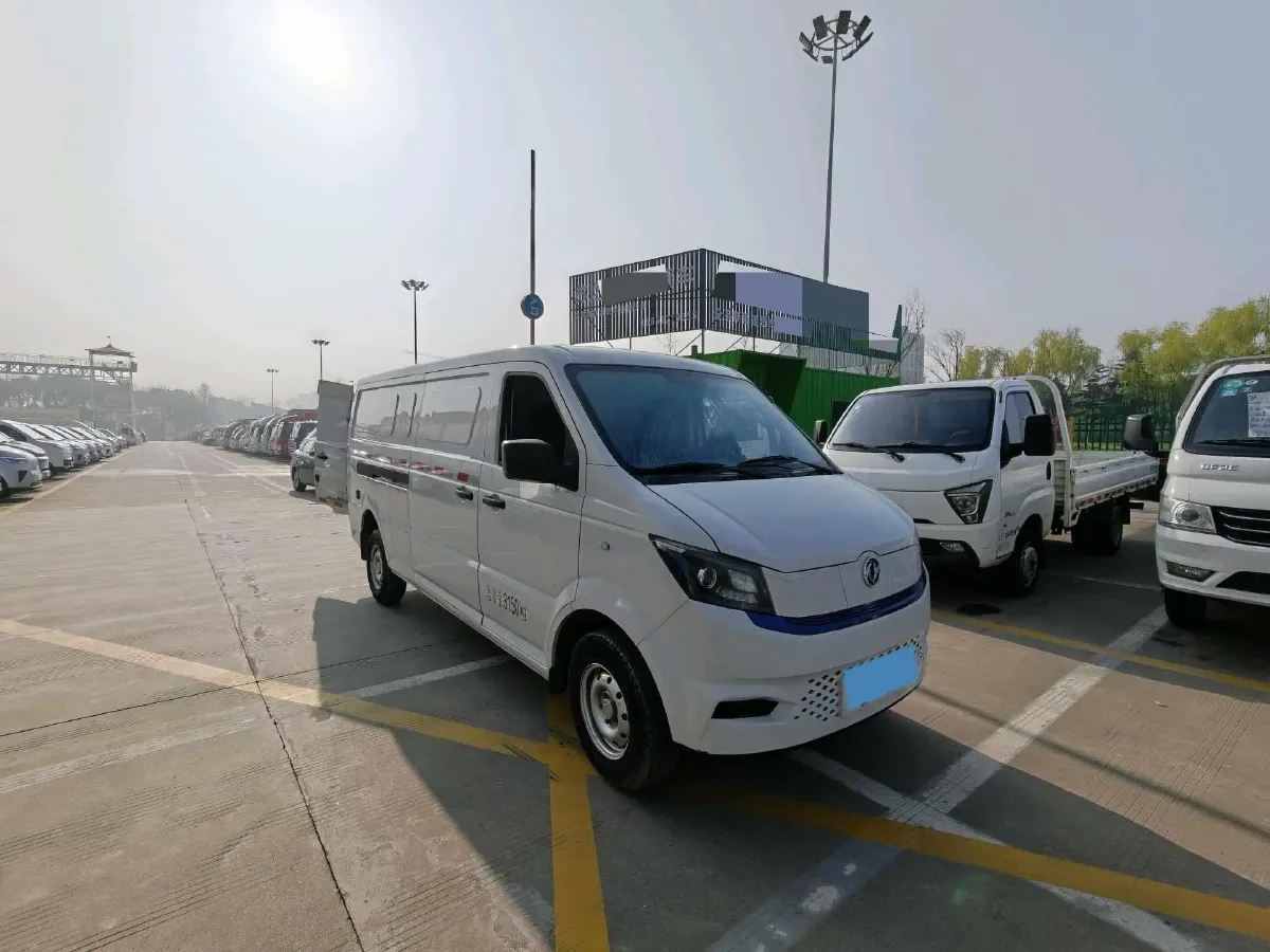 2024 Dongfeng YuFengEM27 BEV 41.472KWH,autocango,china used car exporter,china ev exporter,chinese used car exporter,chinese used ev exporter