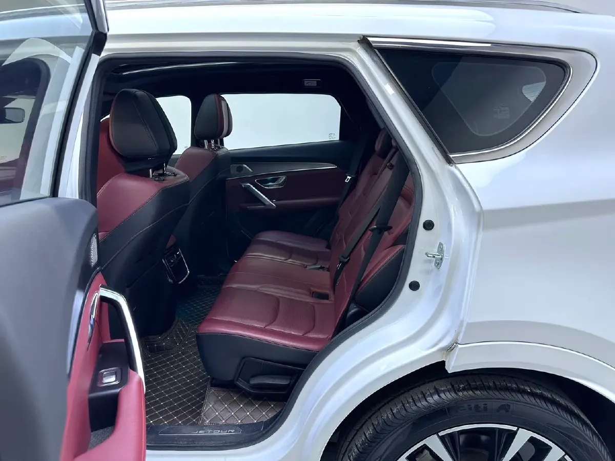 2021 Jetour X70 Plus 1.6T 197HP L4 7DCT,autocango,china used car exporter,china ev exporter,chinese used car exporter,chinese used ev exporter