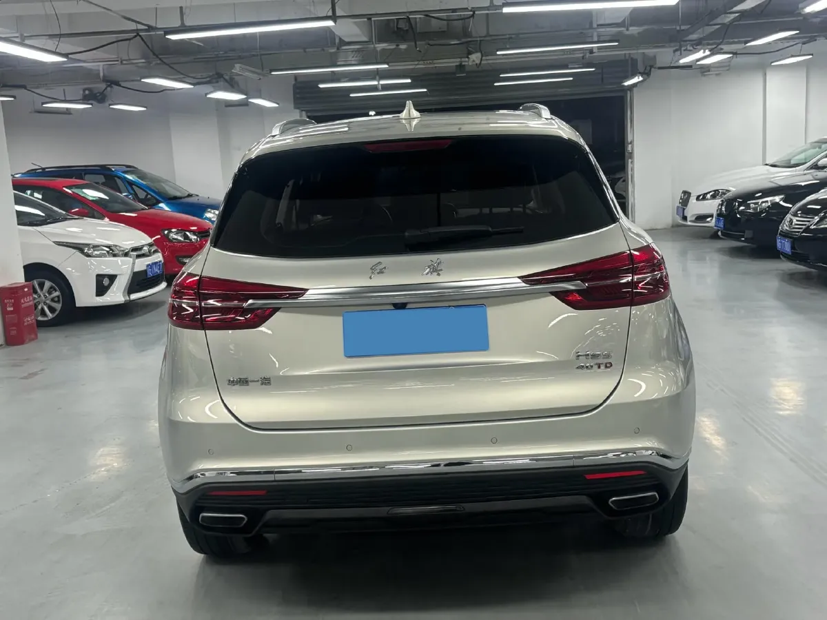 2019 HongQi HS5 2.0T 224HP L4 6AT,autocango,china used car exporter,china ev exporter,chinese used car exporter,chinese used ev exporter