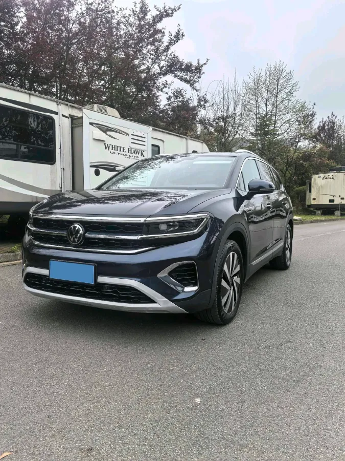 2021 Volkswagen Talagon 2.0T 220HP L4 7DCT,autocango,china used car exporter,china ev exporter,chinese used car exporter,chinese used ev exporter