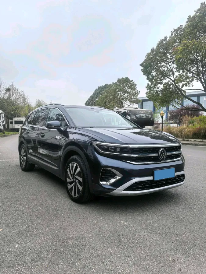 2021 Volkswagen Talagon 2.0T 220HP L4 7DCT,autocango,china used car exporter,china ev exporter,chinese used car exporter,chinese used ev exporter