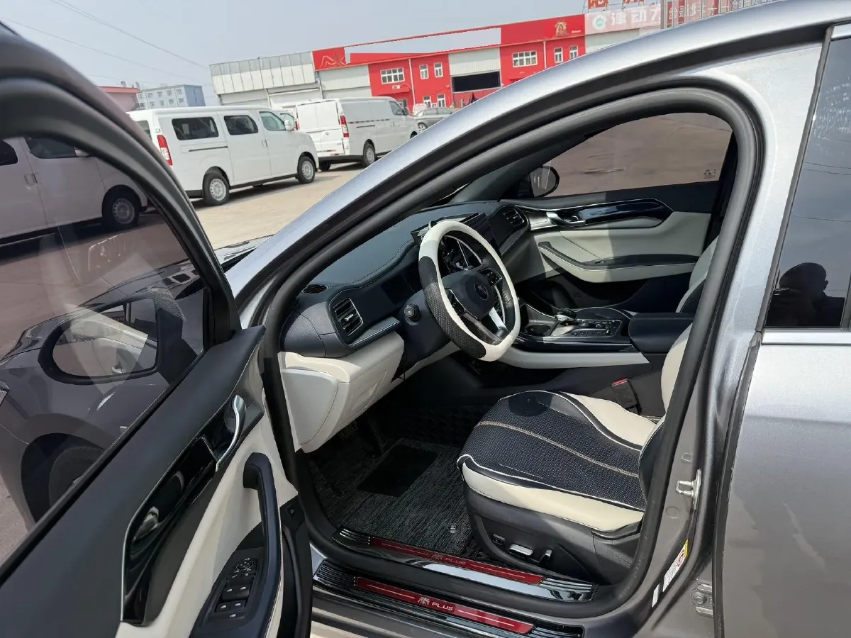 2021 Haval F7 1.5T 169HP L4 7DCT,autocango,china used car exporter,china ev exporter,chinese used car exporter,chinese used ev exporter