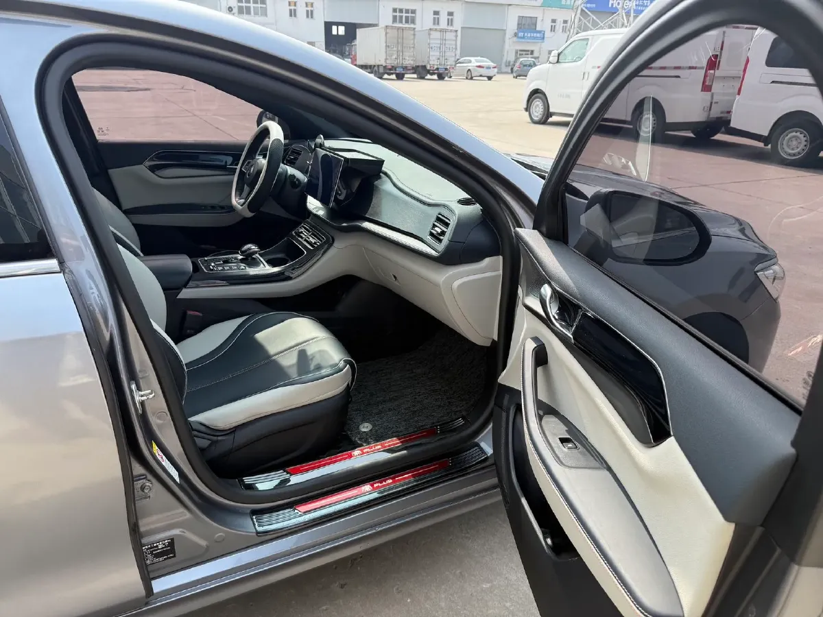 2021 Haval F7 1.5T 169HP L4 7DCT,autocango,china used car exporter,china ev exporter,chinese used car exporter,chinese used ev exporter