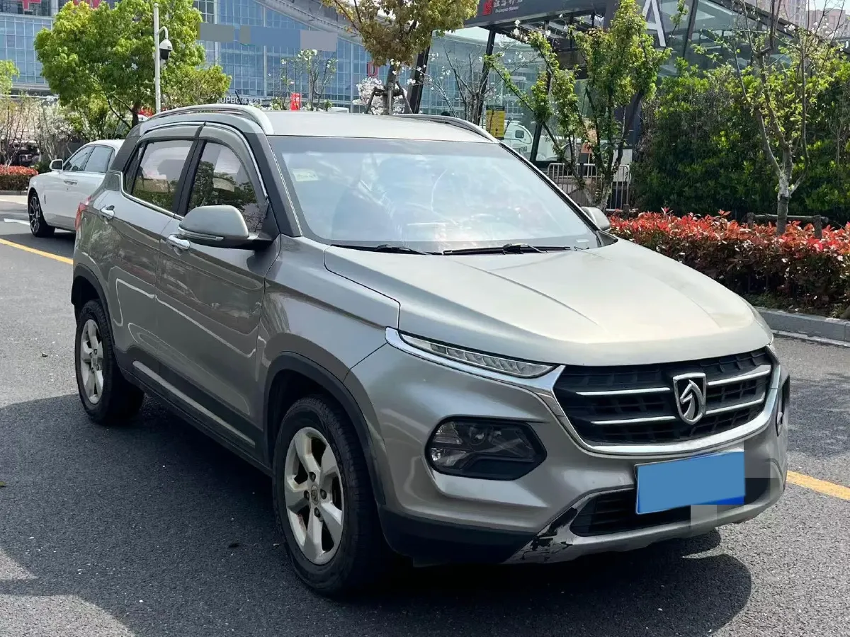 2017 BaoJun 510 1.5L 112HP L4 6MT,autocango,china used car exporter,china ev exporter,chinese used car exporter,chinese used ev exporter