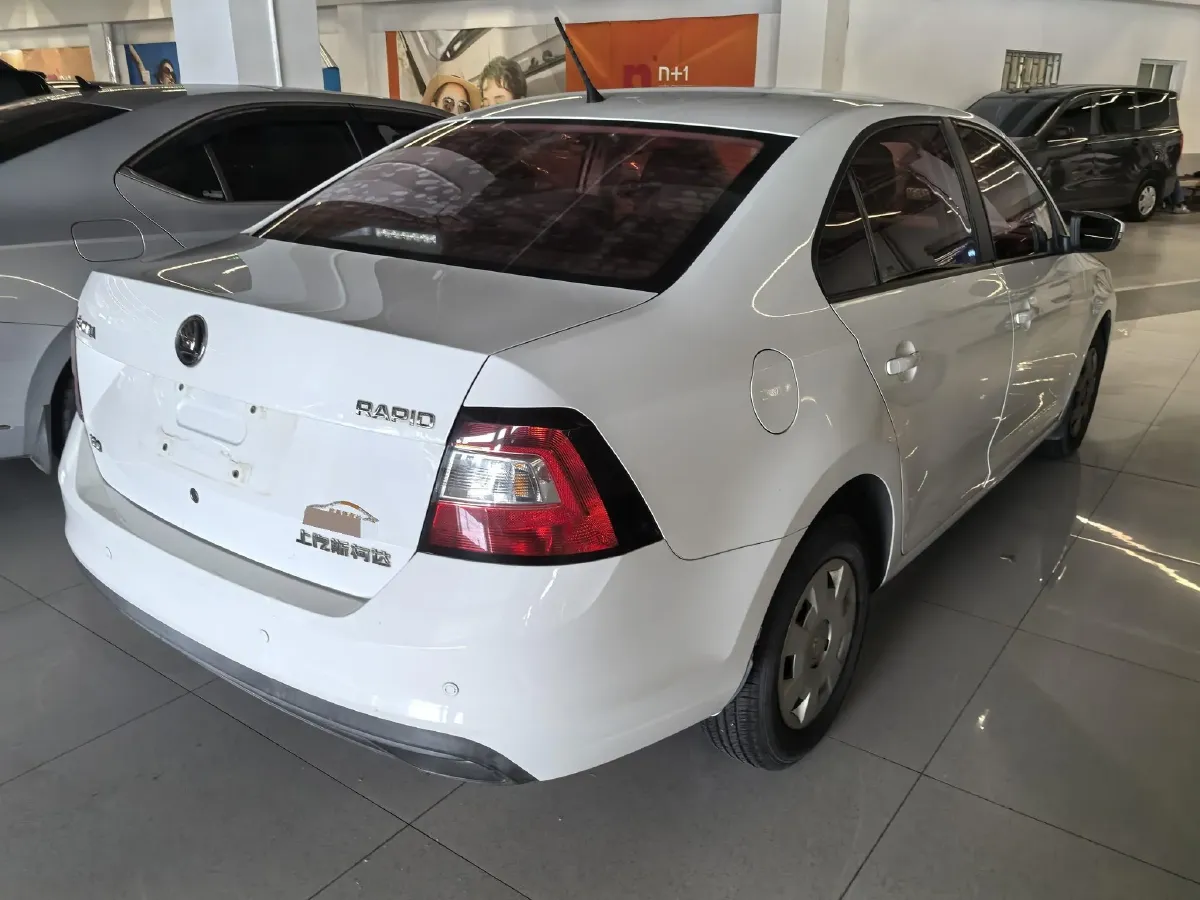 2018 Skoda Rapid 1.6L 110HP L4 5MT,autocango,china used car exporter,china ev exporter,chinese used car exporter,chinese used ev exporter