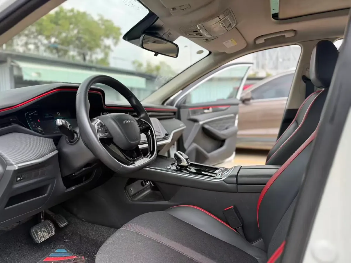 2021 DongFeng Aeolus YiXuan MAX 1.5T 190HP L4 7DCT,autocango,china used car exporter,china ev exporter,chinese used car exporter,chinese used ev exporter