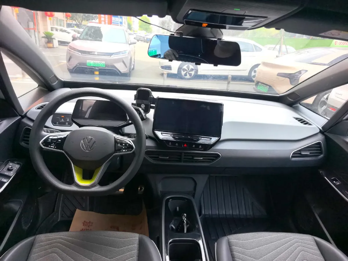 2023 Volkswagen ID.3 BEV 52.8KWH,autocango,china used car exporter,china ev exporter,chinese used car exporter,chinese used ev exporter