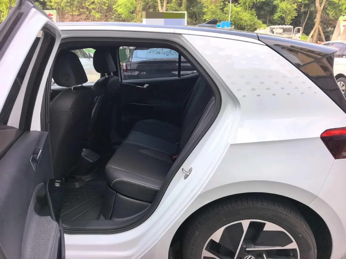 2023 Volkswagen ID.3 BEV 52.8KWH,autocango,china used car exporter,china ev exporter,chinese used car exporter,chinese used ev exporter