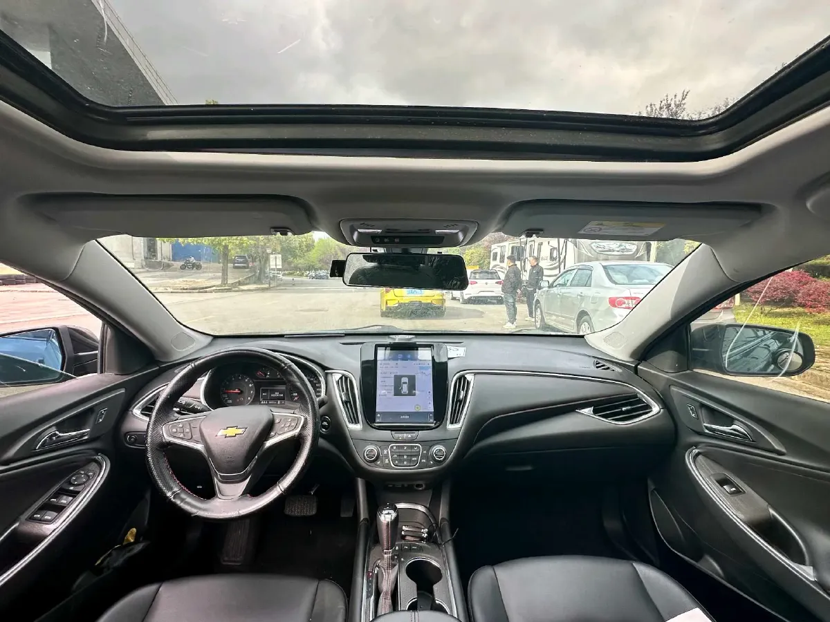 2019 Chevrolet Malibu XL 2.0T 241HP L4 9AT,autocango,china used car exporter,china ev exporter,chinese used car exporter,chinese used ev exporter