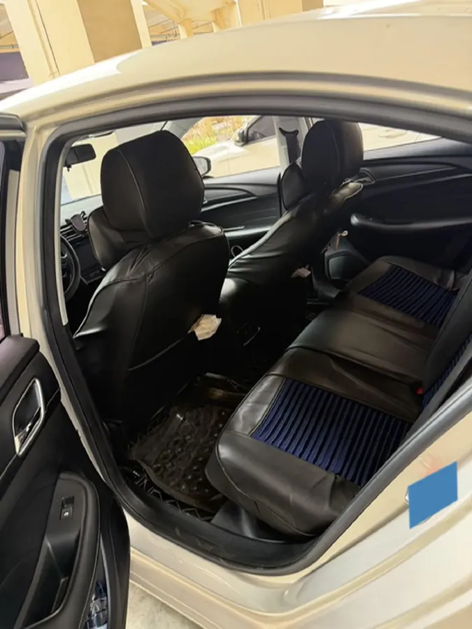 2019 Roewe i5 1.5L 120HP L4 CVT,autocango,china used car exporter,china ev exporter,chinese used car exporter,chinese used ev exporter