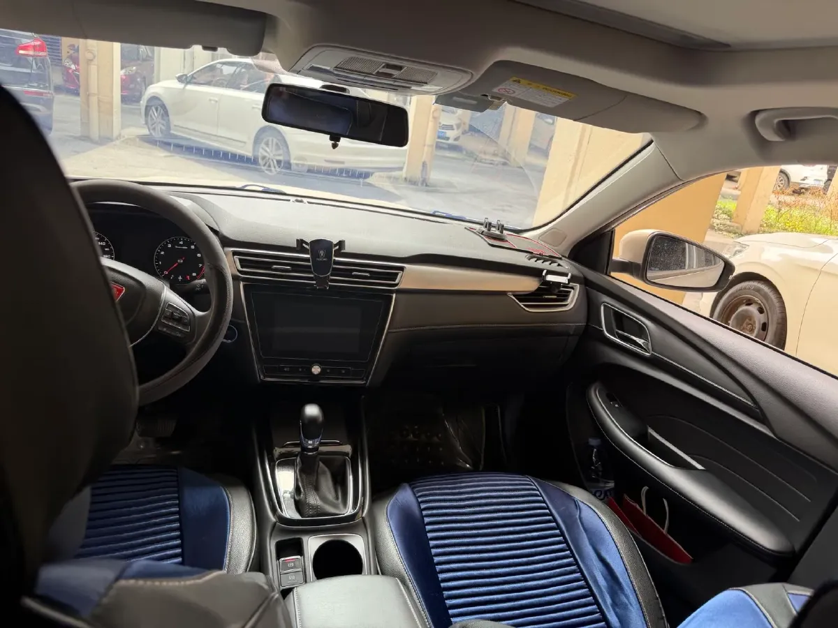 2019 Roewe i5 1.5L 120HP L4 CVT,autocango,china used car exporter,china ev exporter,chinese used car exporter,chinese used ev exporter