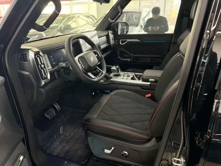 2026 Jetour Traveller 2.0T 254HP L4 8AT,autocango,china used car exporter,china ev exporter,chinese used car exporter,chinese used ev exporter