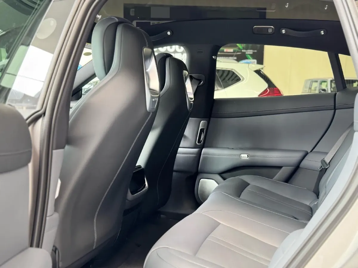 2025 MI YU7 BEV 96.3KWH,autocango,china used car exporter,china ev exporter,chinese used car exporter,chinese used ev exporter