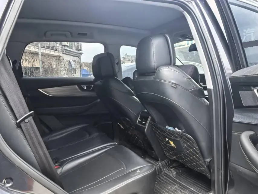 2021 Chery Tiggo 8 Plus 1.6T 197HP L4 7DCT,autocango,china used car exporter,china ev exporter,chinese used car exporter,chinese used ev exporter