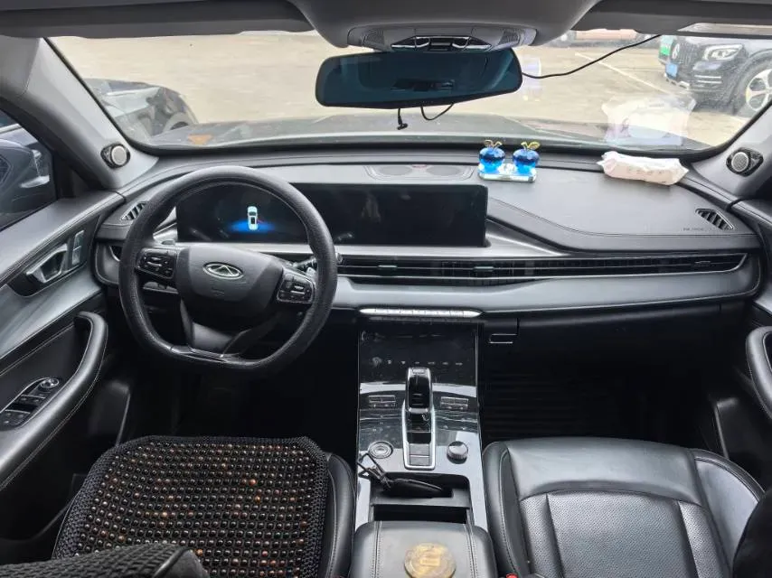 2021 Chery Tiggo 8 Plus 1.6T 197HP L4 7DCT,autocango,china used car exporter,china ev exporter,chinese used car exporter,chinese used ev exporter