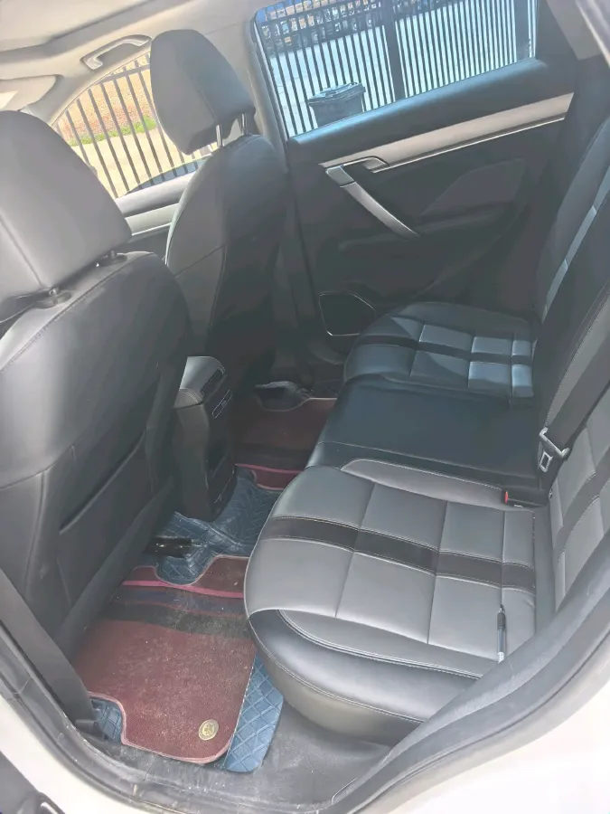 2023 Geely Coolray 1.5T 181HP L4 7DCT,autocango,china used car exporter,china ev exporter,chinese used car exporter,chinese used ev exporter