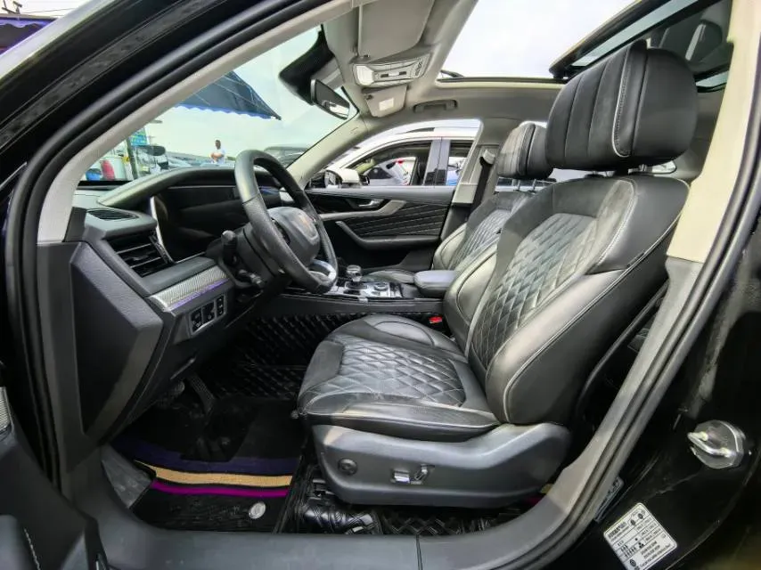 2019 HongQi HS5 2.0T 224HP L4 6AT,autocango,china used car exporter,china ev exporter,chinese used car exporter,chinese used ev exporter