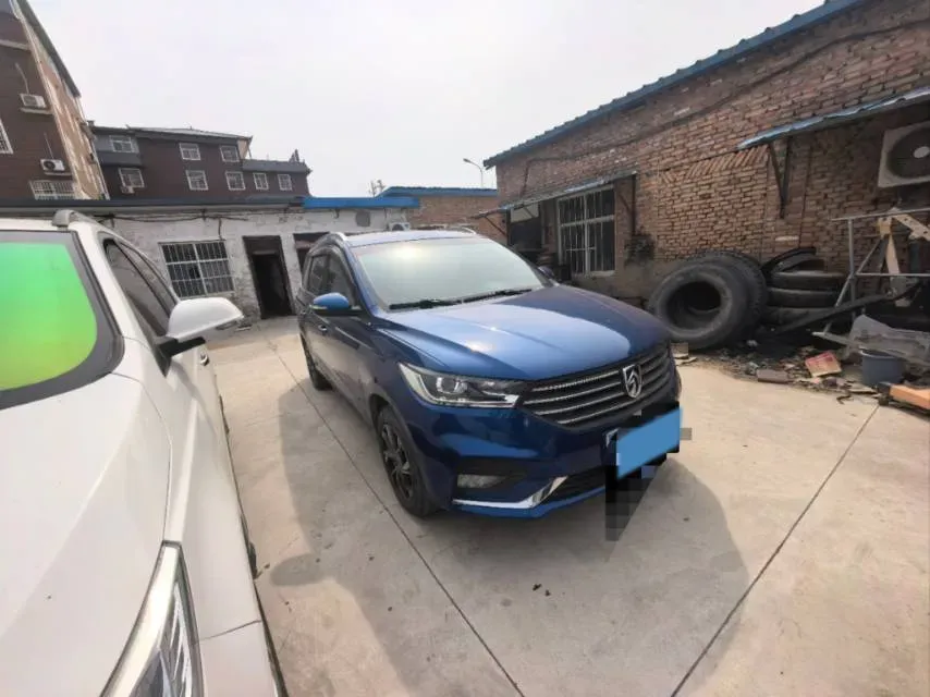 2018 BaoJun 530 1.5T 150HP L4 6MT,autocango,china used car exporter,china ev exporter,chinese used car exporter,chinese used ev exporter
