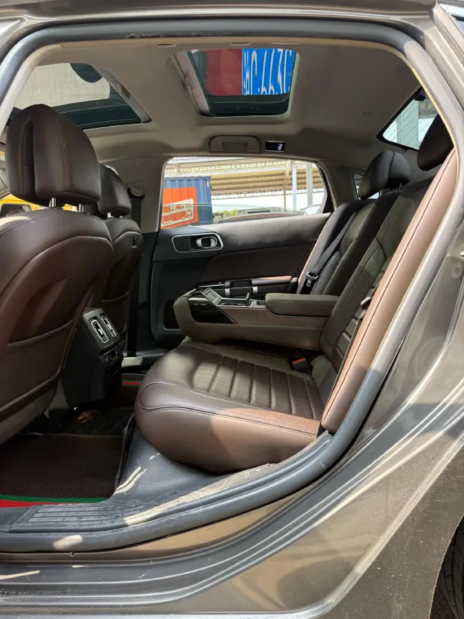 2017 Citroen C6 1.8T 204HP L4 6AT,autocango,china used car exporter,china ev exporter,chinese used car exporter,chinese used ev exporter