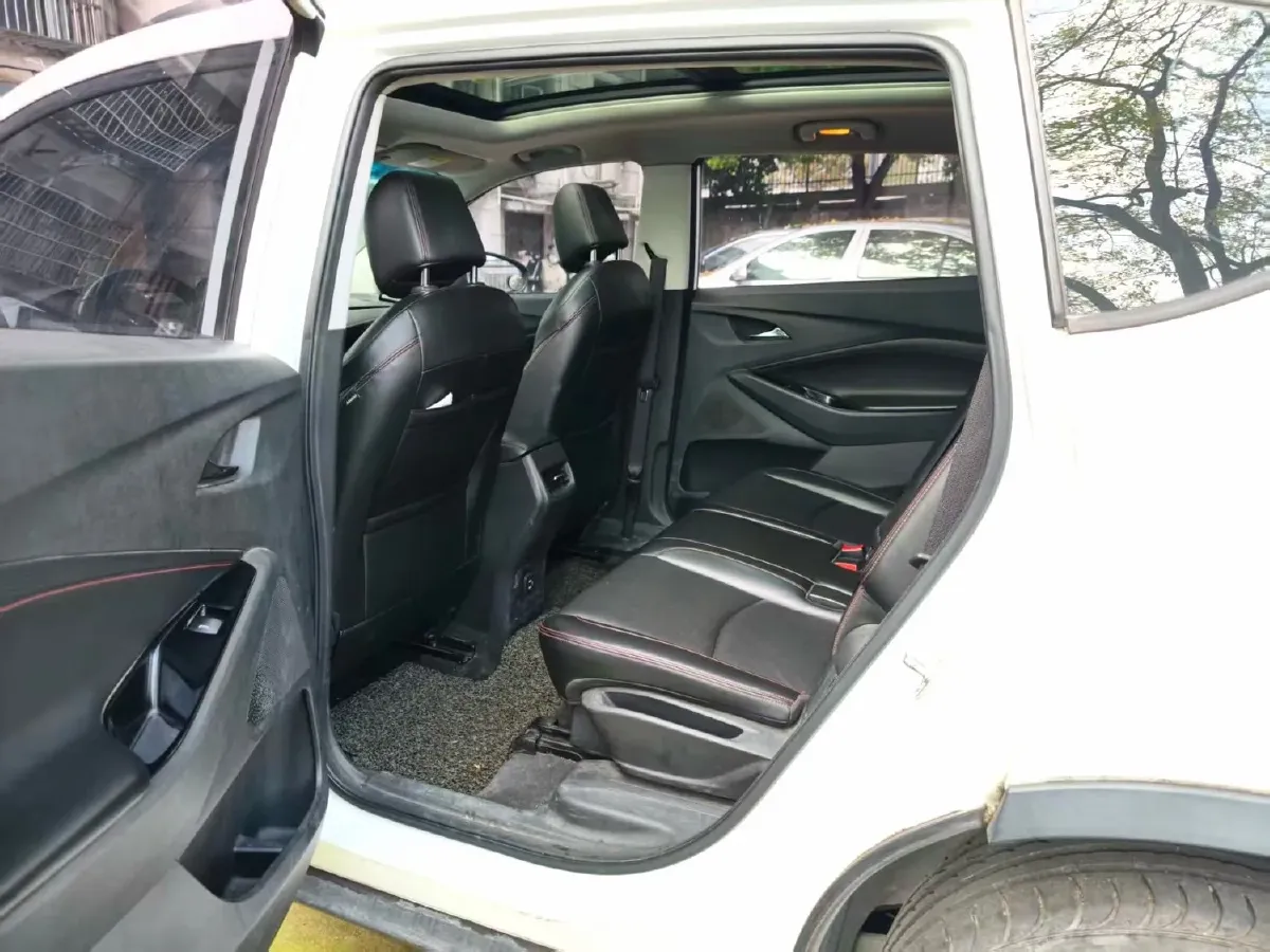 2018 Chevrolet Orlando 1.3T 163HP L3 6AT,autocango,china used car exporter,china ev exporter,chinese used car exporter,chinese used ev exporter