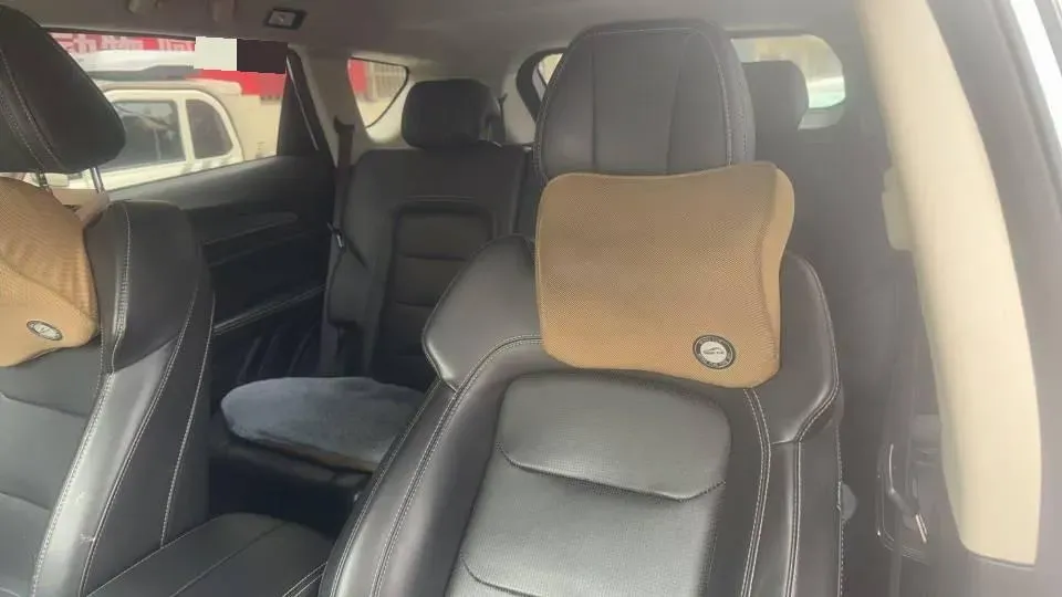 2021 Haval H6 Coupe 1.5T 169HP L4 7DCT,autocango,china used car exporter,china ev exporter,chinese used car exporter,chinese used ev exporter