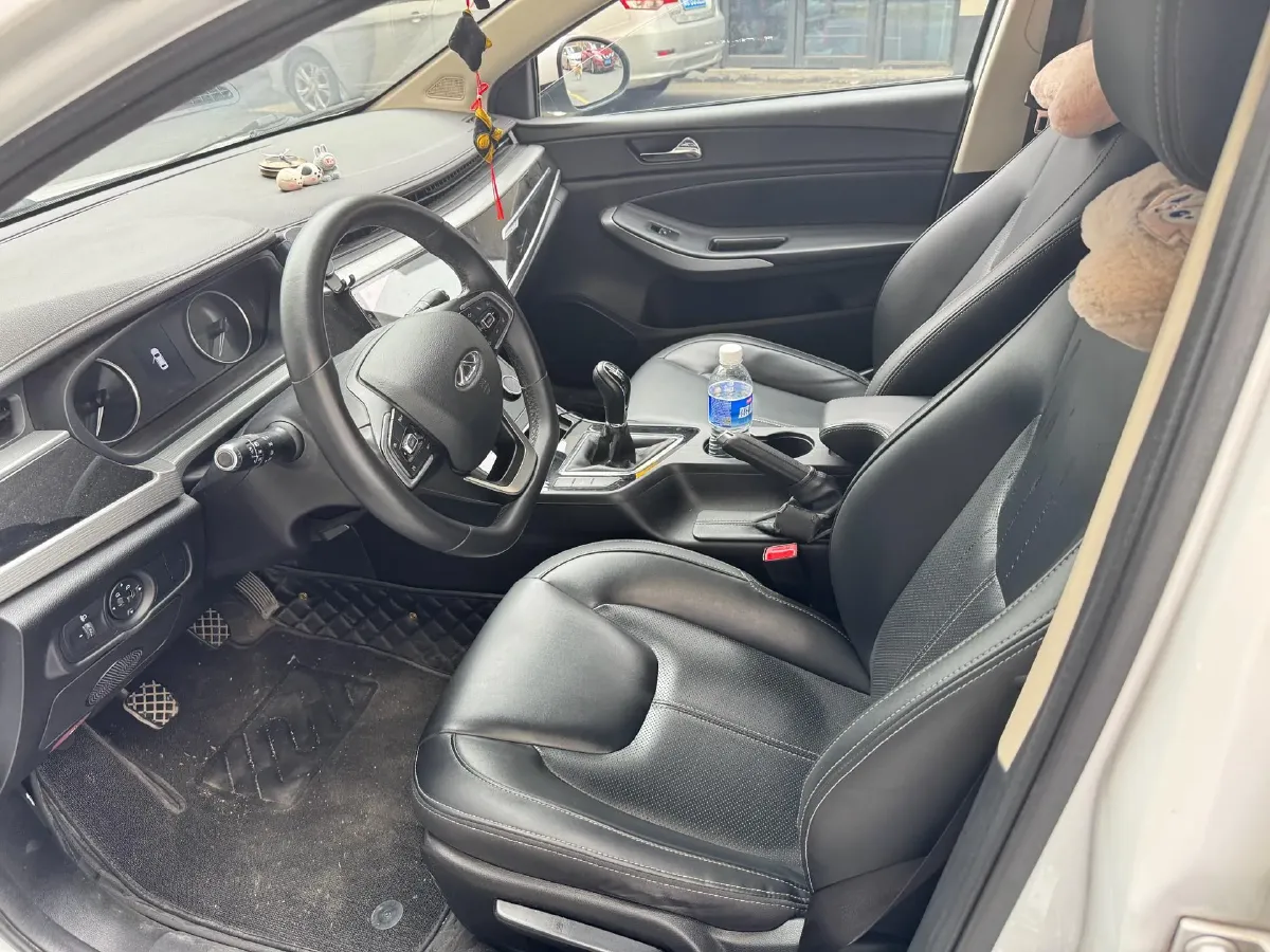 2021 Chery Arrizo 5 1.5L 116HP L4 5MT,autocango,china used car exporter,china ev exporter,chinese used car exporter,chinese used ev exporter