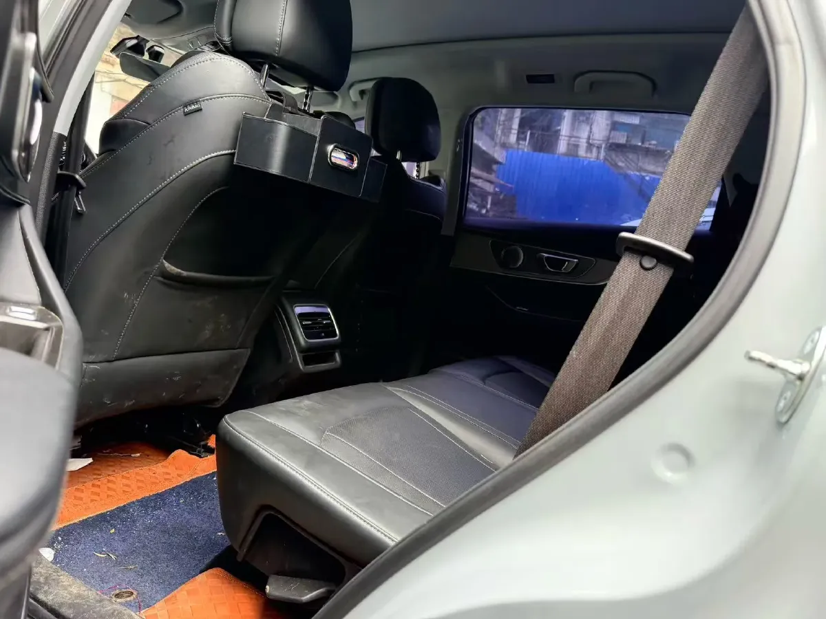 2022 Chery Tiggo 8 PRO 1.6T 197HP L4 7DCT,autocango,china used car exporter,china ev exporter,chinese used car exporter,chinese used ev exporter