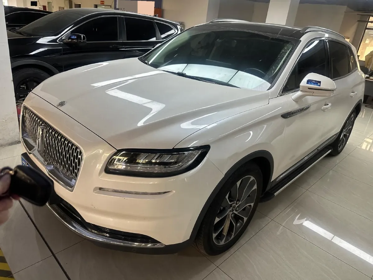 2021 Lincoln Nautilus 2.0T 245HP L4 8AT,autocango,china used car exporter,china ev exporter,chinese used car exporter,chinese used ev exporter