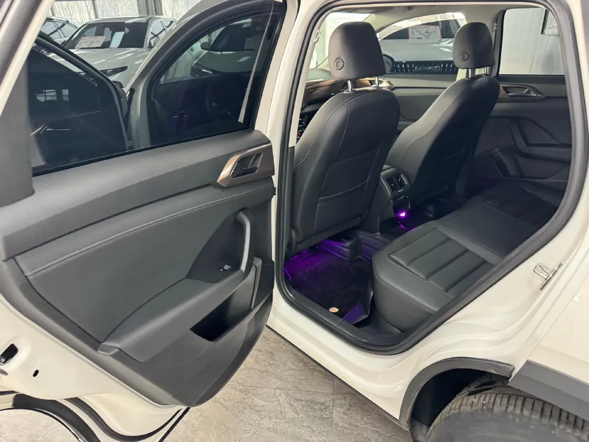 2021 Volkswagen Tharu 1.4T 150HP L4 7DCT,autocango,china used car exporter,china ev exporter,chinese used car exporter,chinese used ev exporter