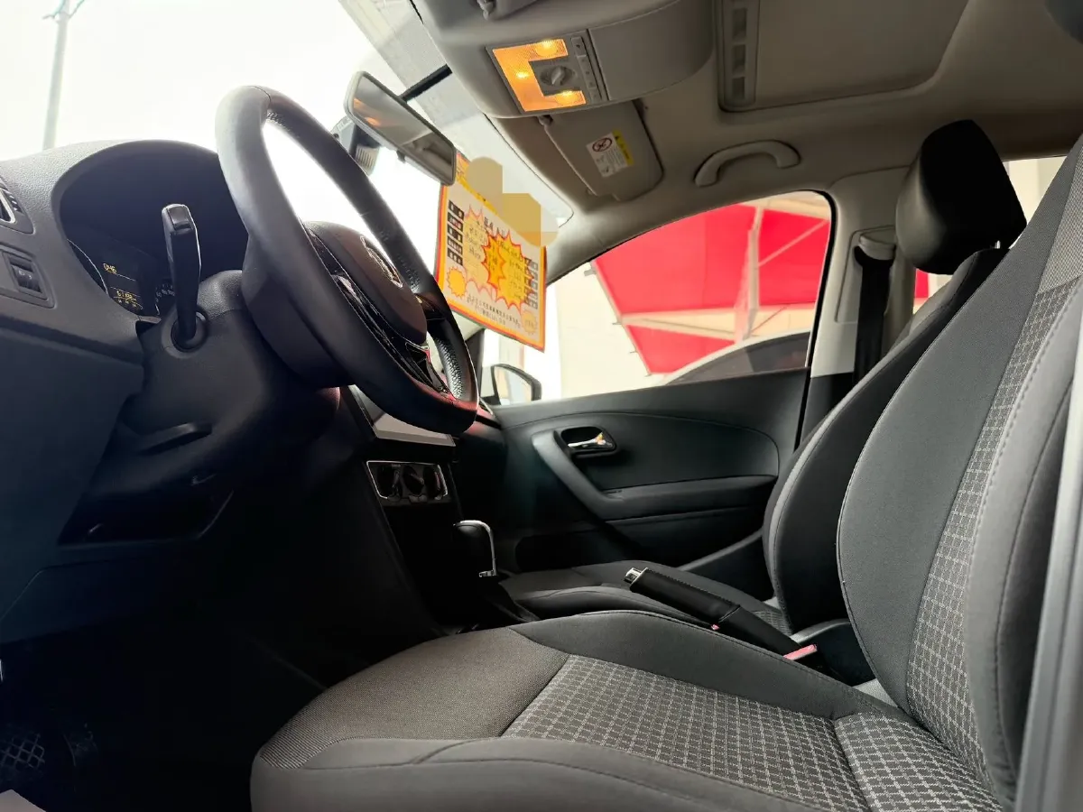 2016 Volkswagen Polo 1.6L 110HP L4 6AT,autocango,china used car exporter,china ev exporter,chinese used car exporter,chinese used ev exporter