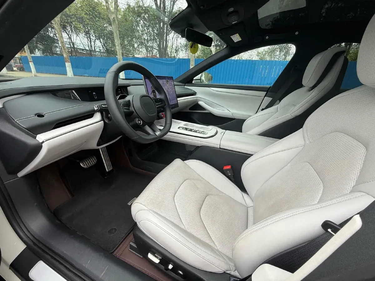 2024 MI SU7 BEV 101KWH,autocango,china used car exporter,china ev exporter,chinese used car exporter,chinese used ev exporter