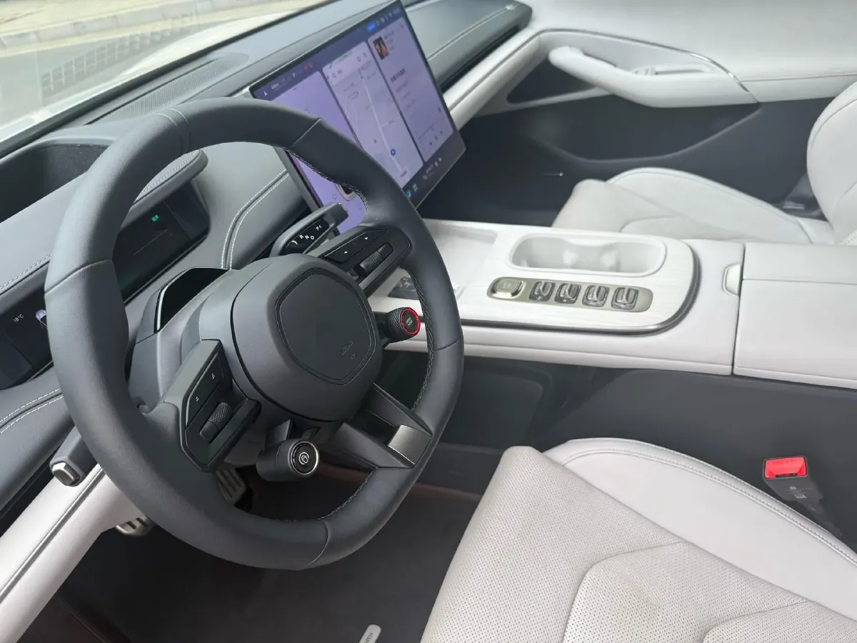 2024 MI SU7 BEV 101KWH,autocango,china used car exporter,china ev exporter,chinese used car exporter,chinese used ev exporter