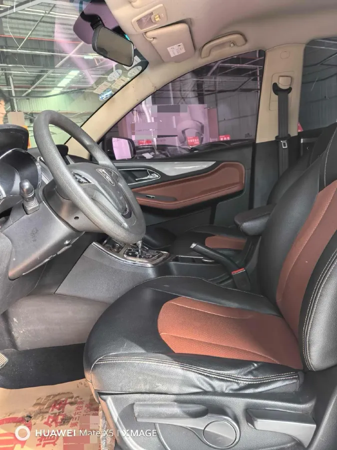 2016 BaoJun 560 1.5T 150HP L4 6MT,autocango,china used car exporter,china ev exporter,chinese used car exporter,chinese used ev exporter