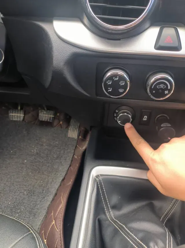 2021 Dongfeng RuiQi 2.4T 165HP L4 5MT,autocango,china used car exporter,china ev exporter,chinese used car exporter,chinese used ev exporter