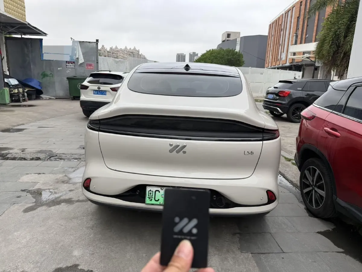 2023 IM LS6 BEV 71KWH,autocango,china used car exporter,china ev exporter,chinese used car exporter,chinese used ev exporter