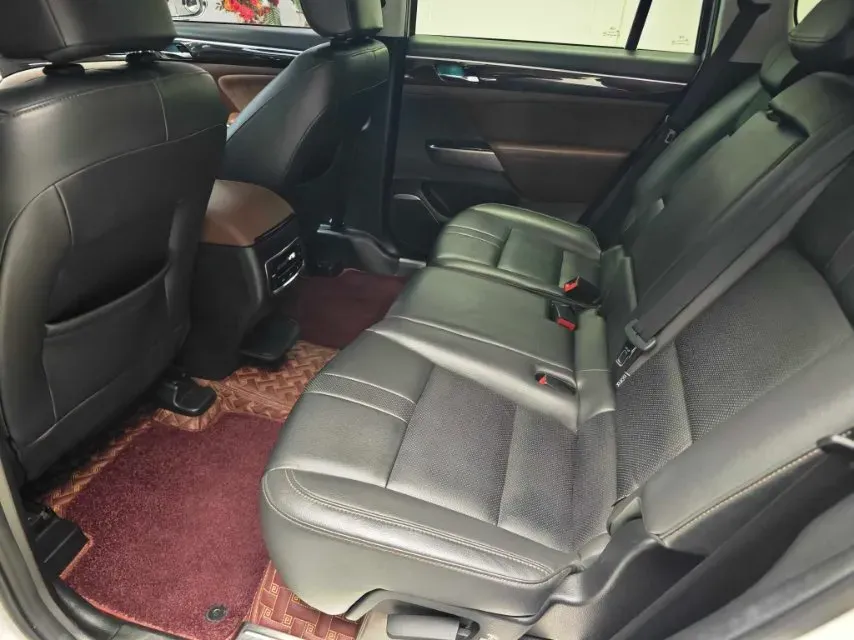 2017 GAC Trumpchi GS8 2.0T 201HP L4 6AT,autocango,china used car exporter,china ev exporter,chinese used car exporter,chinese used ev exporter