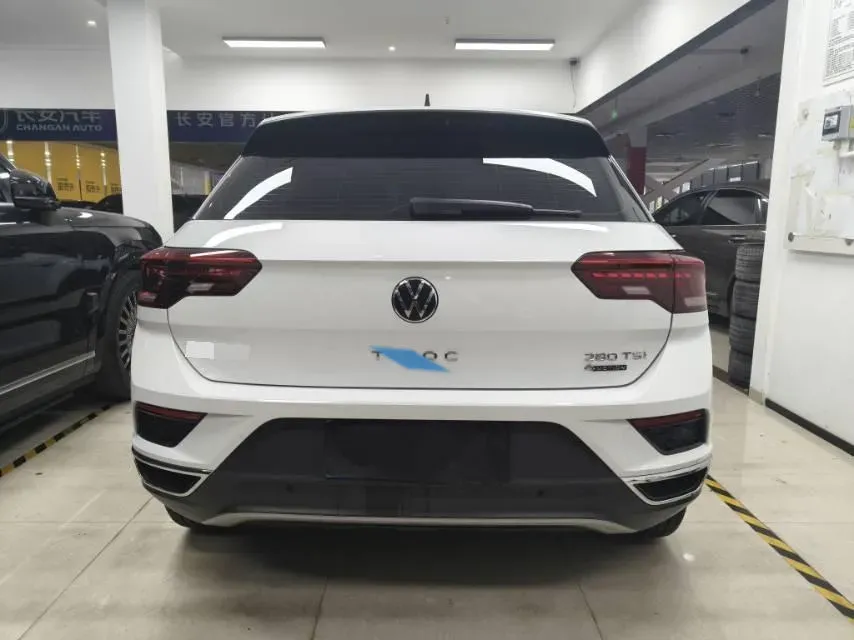 2021 Volkswagen T-Roc 1.4T 150HP L4 7DCT,autocango,china used car exporter,china ev exporter,chinese used car exporter,chinese used ev exporter